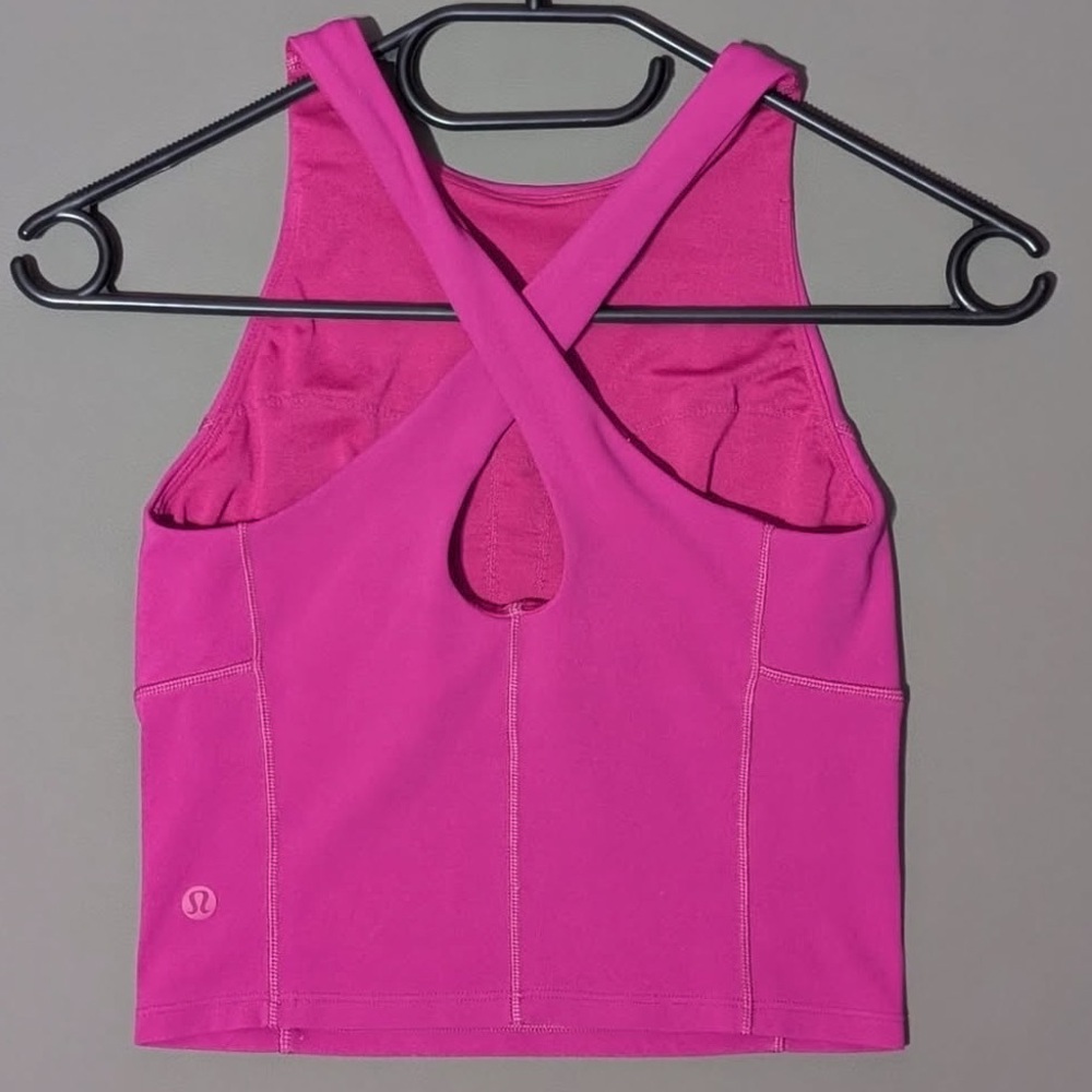Lululemon tank size 2